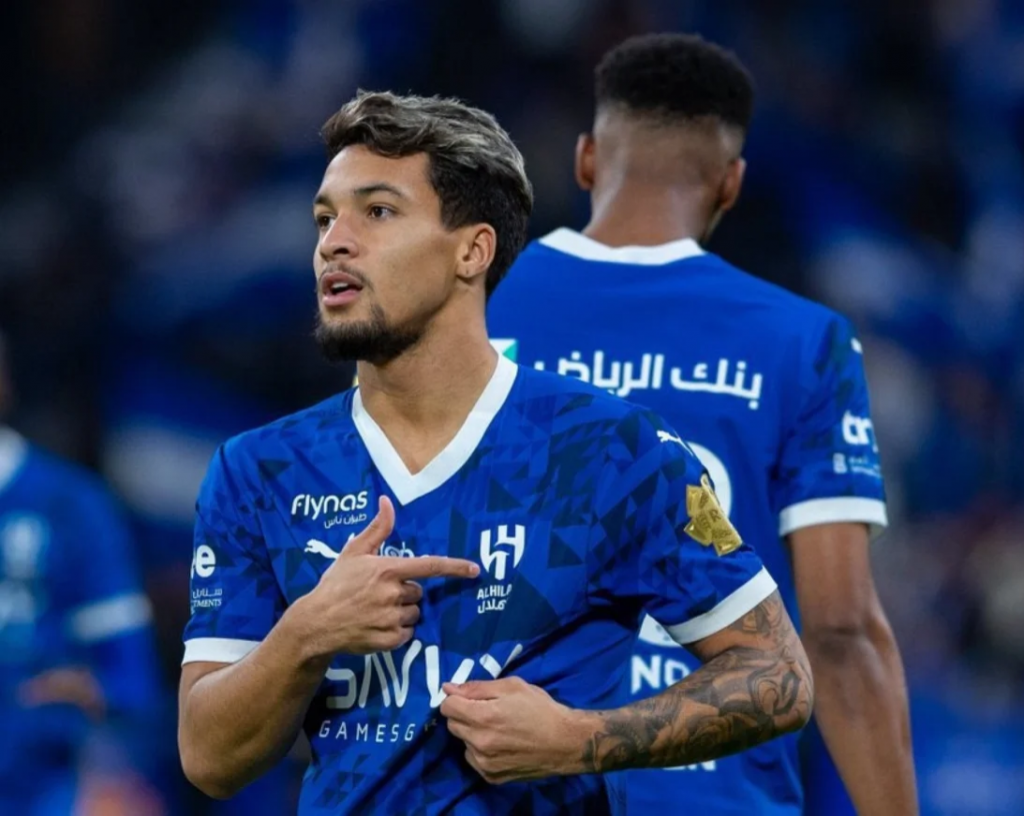 الهلال يستبعد ليوناردو محليًا ويوافق على رحيل كايو