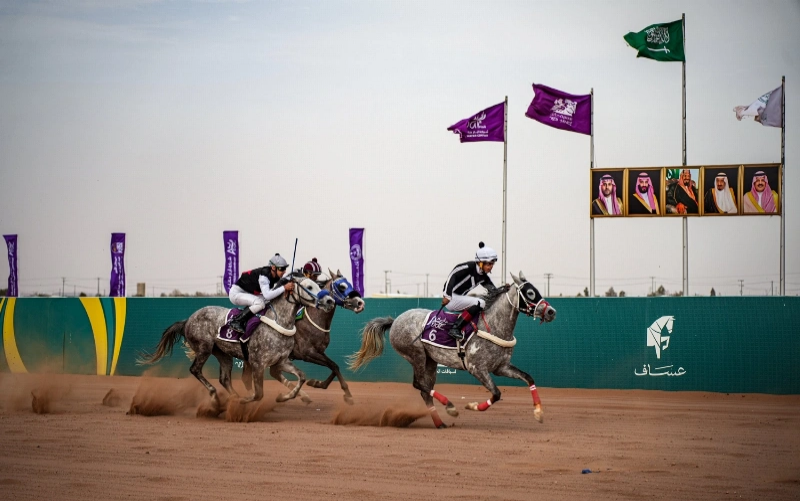 فروسية حائل تنظم الحفل الختامي لمهرجان الأمير عبدالعزيز