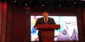 الرئيس القيرغيزي يهنئ الندوة العالمية