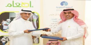 جمعيتا " الزهايمر" و" إطعام " تبرمان اتفاقية لمساعدة المرضى وتعزيز ثقافة حفظ النعمة