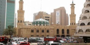 مصدر: الكويت تعتقل مشتبها بهم في تفجير مسجد