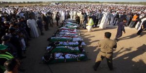 الكويت تشيع ضحايا تفجير مسجد الصادق