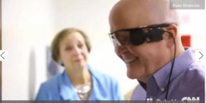 فيديو مؤثر.. رجل أعمى يرى لأول مرة منذ 33 عاما