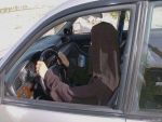 السعودية تحذر من خروج تظاهرات مطالبة بقيادة المرأة للسيارة