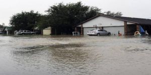 أمطار غزيرة وسيول تغرق تكساس