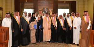 الأمير مشعل بن ماجد بن عبدالعزيز محافظ جدة يجتمع بأعضاء اللجنة التجارية الرئيسية بغرفه جدة للاطلاع على تجهيزات منتدى جدة التجاري الرابع