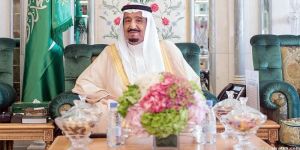 خادم الحرمين الشريفين   يدشن  مركز الملك عبدالعزيز الثقافي العالمي   أحد أهم مبادرات شركة أرامكو السعودية في تنمية وتطوير المجتمع السعودي، والإسراع في إرساء قواعد اقتصاد المعرفة