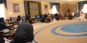 أمير مكة : إنجازات الفتاة السعودية مصدر فخر واعتزاز