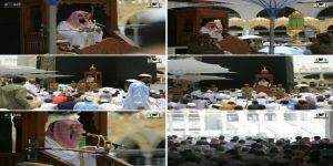 جموع المصلين يؤدون صلاة الجمعة في المسجد الحرام وسط منظومة متكاملة من الخدمات