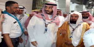 بتوجيه أمير مكة .. الأمير عبدالله بن بندر  يتفقد المسجد الحرام ويقف على تنفيذ خطط الجهات في رمضان