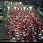 شاهد .. 60 ألفاً غادروا جسر الملك فهد إلى البحرين في ليلة رأس السنة