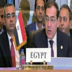 مصر توقّع 9 اتفاقات للتنقيب عن النفط باستثمارات عملاقة