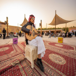 في قرية زمان كفيف يجمع الإبداع الفني والرؤية الموسيقية في موسم الرياض 2022
