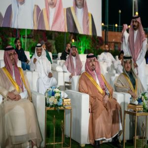 محافظ جدة يتوّج الفائزين بشوط كأس محافظة جدة لقفز الحواجز