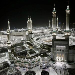 أكثر من 3 ملايين و 400 ألف قاصد للمسجد الحرام ليلة 27 من رمضان