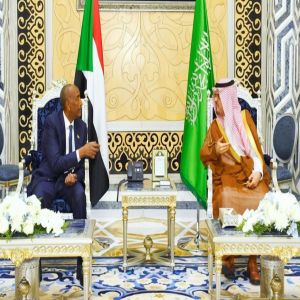 رئيس مجلس السيادة ‏السوداني يغادر جدة بعد أدائه مناسك العمرة