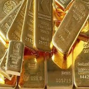 متجاوزاً 3100 دولار.. الذهب يسجل ارتفاعًا قياسيًا