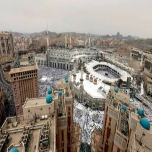 «السياحة» تشدد على مرافق الضيافة في مكة بمنع تسكين النزلاء دون تصريح الحج