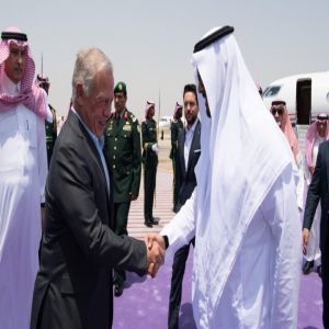 ملك الأردن يصل جدة