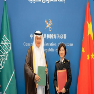 المملكة وبكين توقعان بروتوكولين لتصدير منتجات الألبان والمستزرعات المائية السعودية إلى الأسواق الصينية