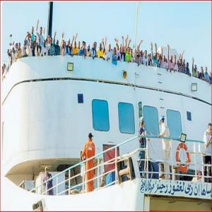 ميناء جدة الإسلامي يستقبل أولى طلائع حجاج 1446هـ