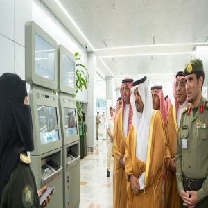 "نائب أمير مكة" يتفقد صالات الحج والعمرة بمطار الملك عبدالعزيز بجدة
