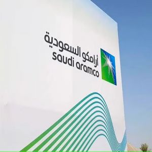 «أرامكو» تحقق إنجازاً عالمياً بتشغيل نظام تخزين متطور للطاقة المتجددة لإنتاج الغاز