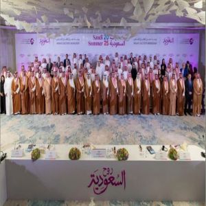 تحت شعار «لوّن صيفك».. وزير السياحة يطلق برنامج صيف السعودية 2025