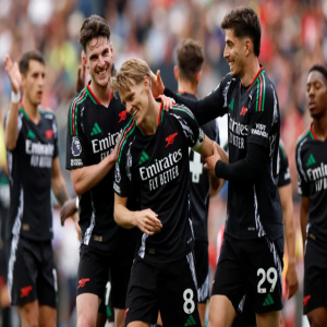 أرسنال يضرب ساوثهامبتون بثنائية في الدوري الإنجليزي