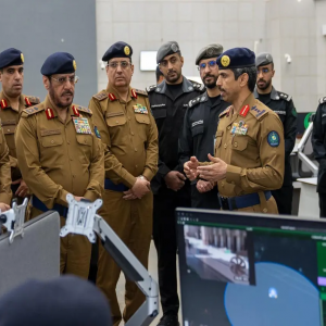 اللواء الفرج يقف على أعمال الدفاع المدني بالمدينة المنورة