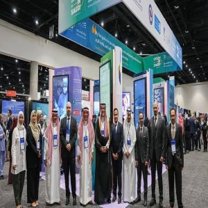 جامعة الملك عبدالعزيز تستعرض برامجها الأكاديمية وتوسع آفاق التعاون الدولي في مؤتمر نافسا 2025