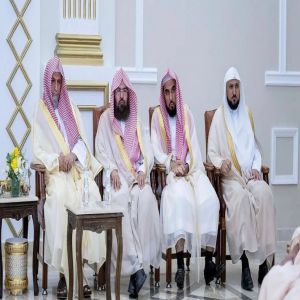 «السديس» يشيد بجهود رجال الأمن في العناية بأمن وسلامة وحماية ضيوف الرحمن