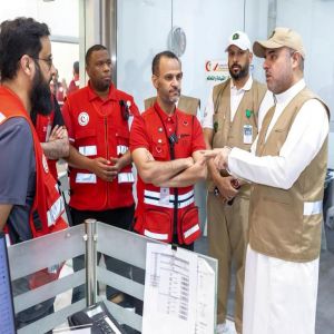 أمين العاصمة المقدسة يطّلع على منظومة القيادة والتحكم وآليات الترحيل الطبي