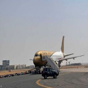 الكويت.. طائرة تهبط اضطرارياً بعد بلاغ عن قنبلة