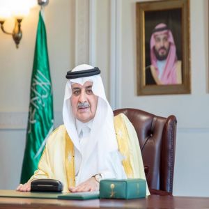 أمير تبوك يستقبل وكلاء ومنسوبي الإمارة بمناسبة عيد الأضحى