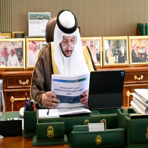 مُحافظ الطائف يطلع على أعمال وآليات سير الاختبارات