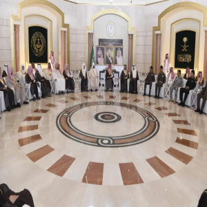 مُحافظ جدة يستقبل المهنئين بعيد الأضحى