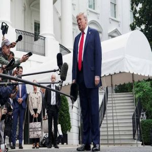 عراقجي يحذر أمريكا من التورط في الحرب.. ترمب: على إيران إجراء محادثات قبل فوات الأوان