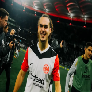 مدافع فرانكفورت على رادار النصر