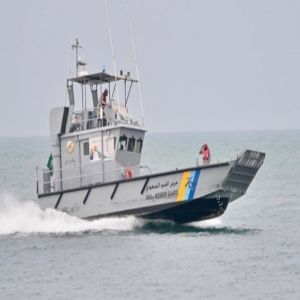 حرس الحدود بمنطقة جازان ينقذ مواطنًا من الغرق أثناء ممارسة السباحة