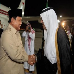 رئيس إندونيسيا يصل جدة في زيارة دولة للمملكة