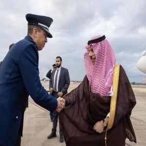 نيابةً عن سمو ولي العهد.. سمو وزير الخارجية يصل البرازيل للمشاركة في اجتماع قمة بريكس