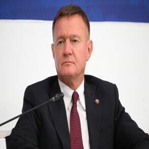 انتحار وزير النقل الروسي في أعقاب قرار تنحيته اليوم