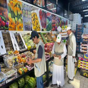 مصادرة 6261 كجم من المنتجات غير المطابقة للاشتراطات في الجوف