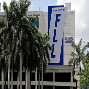 انتحل صفة مضيف طيران للسفر مجانًا.. لكنّه لم يفلت من العقاب