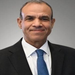 وزير الخارجية المصري يبحث مع عدد من نظرائه الأفارقة تعزيز التعاون والأوضاع الإقليمية