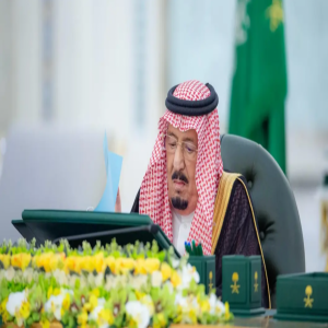 خادم الحرمين الشريفين يرأس جلسة مجلس الوزراء
