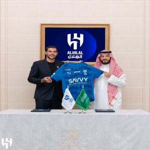 "ثيو هيرناديز" هلاليـًا لثلاثة أعوام