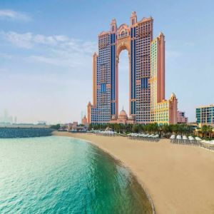 عطلة صيفية مميزة في فندق ريكسوس مارينا أبوظبي 30% خصم على الحجوزات لجميع مقيمي الإمارات حتى نهاية سبتمبر