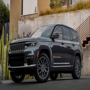 سعر ومواصفات جيب جراند شيروكي في الإمارات